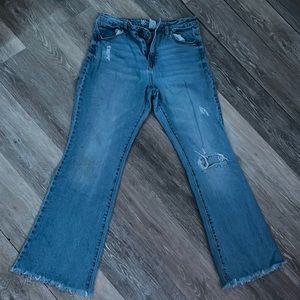 This is a really nice pair of pants they are just to tight.They are really nice.